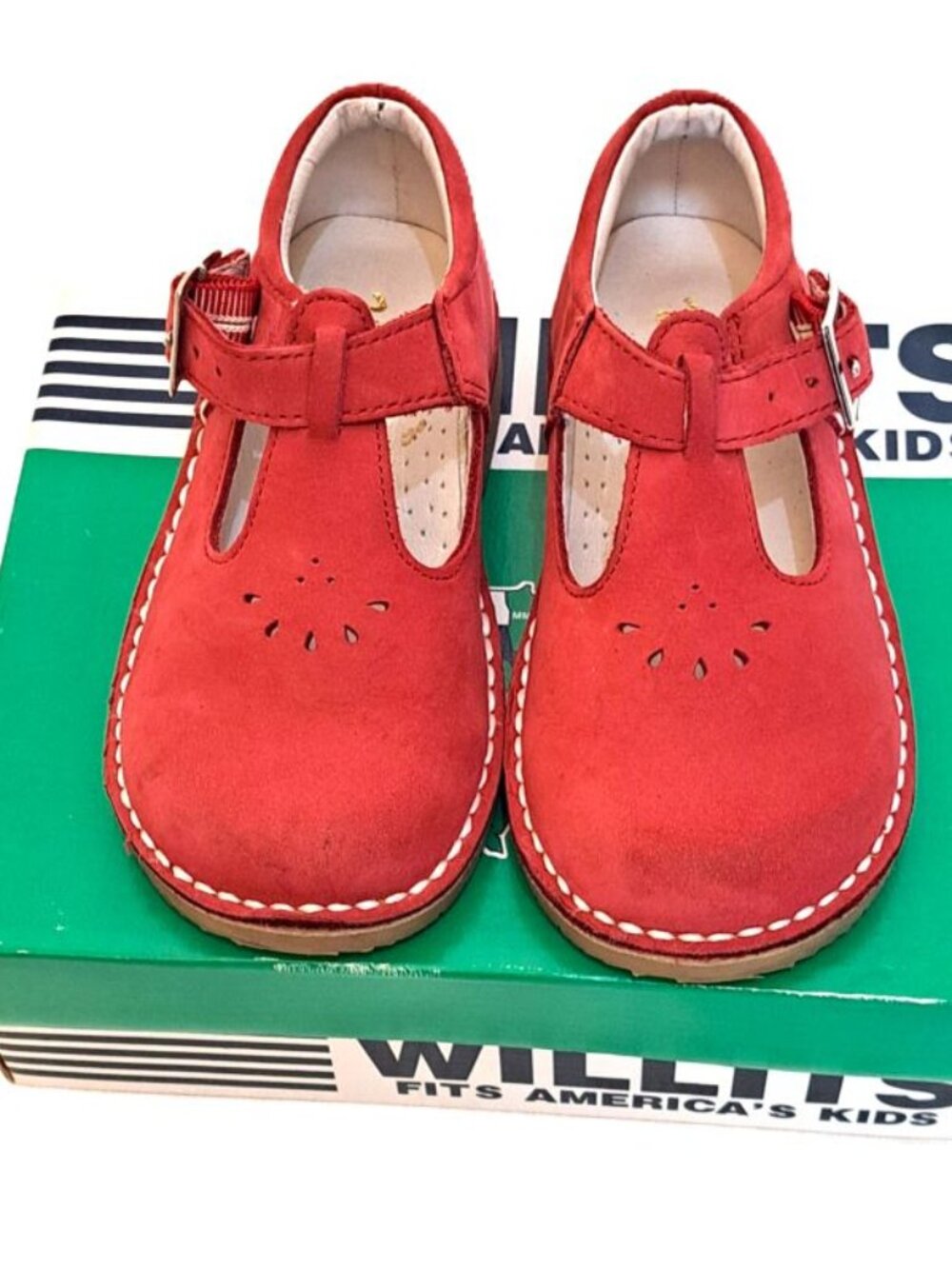 Willits Girls Red Suede T-Strap Mary Jane Shoes Size 10.5 W Wide EUC With Box